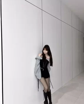 观山湖一个嫩妹