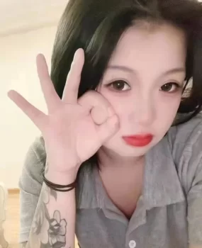 刚下海的18岁楼凤