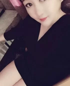 欲求不满性感少妇