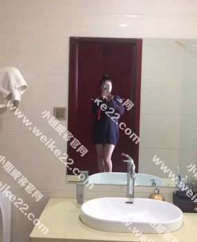 陌陌上发现的一离异兼职少妇，美滋滋