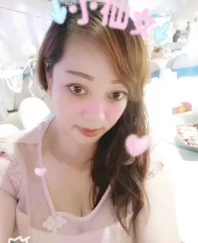 南门外    巨乳老姐