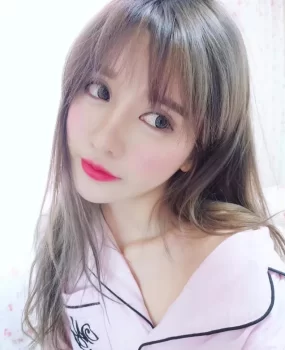 身材很棒，皮肤好，服务到位，性感，嫩